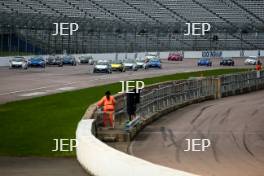 Start of Race 1 Ben Palmer (GBR) Ben Palmer Racing Renault Clio Cup and Ronan Pearson (GBR) Westbourne Motorsport with Hillnic Homes Renault Clio Cup lead