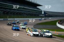 Start of Race 1 Ben Palmer (GBR) Ben Palmer Racing Renault Clio Cup and Ronan Pearson (GBR) Westbourne Motorsport with Hillnic Homes Renault Clio Cup lead