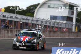 Luke Warr - Specialised Motorsport - Clio Cup