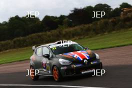 Luke Warr - Specialised Motorsport - Clio Cup