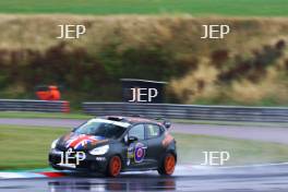 Luke Warr - Specialised Motorsport - Clio Cup