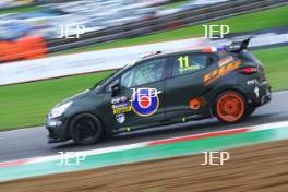 Luke Warr - Specialised Motorsport - Clio Cup