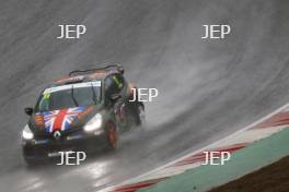 Luke Warr - Specialised Motorsport - Clio Cup