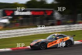 Chris White W2R Ginetta G40