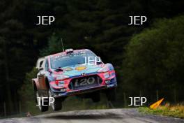 Andreas Mikkelsen / Anders Jaeger-Amland Hyundai Shell Mobis World Rally Team Hyundai i20 Coupe WRC