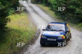 Christopher Eade / Charlotte Wainwright – Peugeot 205 GTi