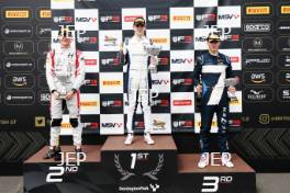 Reece Ushijima (USA) - Hitech GP BRDC F3, Zak O`Sullivan (GBR) - Carlin BRDC F3, Javier Sagrera Pont (ESP) - Elite Motorsport BRDC F3