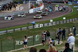 GT4  Thruxton Race Start