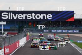 Tom Emson – Elite Motorsport Ginetta G56 GT4 Silverstone Race 1 start