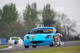 Aidan Hills - Ginetta G40