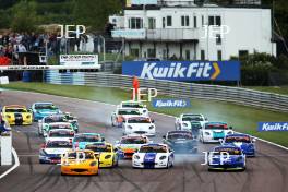 Ginetta GT5 Race 1 Start