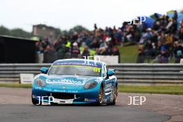 Phil McGarty â€“ Xentek Motorsport Ginetta G40 GT5