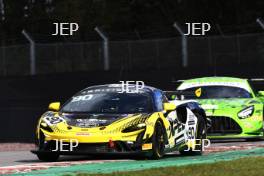 #90 Jack Brown / Zac Meakin - Optimum Motorsport McLaren Artura GT4