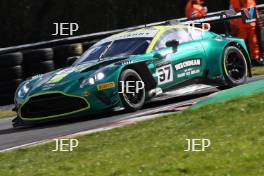 #97 Andrew Howard / Jessica Hawkins - Beechdean Motorsport Ltd Aston Martin Vantage AMR GT3 Evo