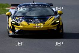 #90 Jack Brown / Zac Meakin - Optimum Motorsport McLaren Artura GT4