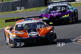 #67 Simon Orange / Tom Roche - Orange Racing by JMH McLaren 720S GT3 Evo