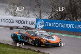 #27 Mark Radcliffe / Tom Gamble - Optimum Motorsport McLaren 720S GT3 Evo