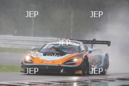 #27 Mark Radcliffe / Tom Gamble - Optimum Motorsport McLaren 720S GT3 Evo