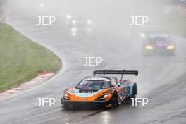 #27 Mark Radcliffe / Tom Gamble - Optimum Motorsport McLaren 720S GT3 Evo