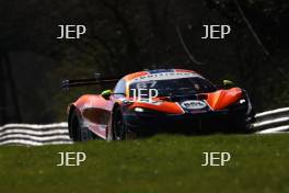 #67 Simon Orange / Tom Roche - Orange Racing by JMH McLaren 720S GT3 Evo