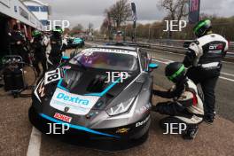 #78 Alex Martin / Sandy Mitchell - Barwell Motorsport Lamborghini Huracan GT3 Evo