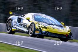 #90 Jack Brown / Zac Meakin - Optimum Motorsport McLaren Artura GT4