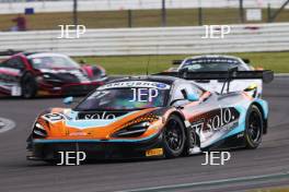 #27 Mark Radcliffe / Tom Gamble - Optimum Motorsport McLaren 720S GT3 Evo