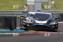 #78 Alex Martin / Sandy Mitchell - Barwell Motorsport Lamborghini Huracan GT3 Evo