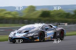 #78 Alex Martin / Sandy Mitchell - Barwell Motorsport Lamborghini Huracan GT3 Evo