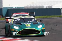 #97 Andrew Howard / Jessica Hawkins - Beechdean Motorsport Ltd Aston Martin Vantage AMR GT3 Evo