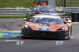 #67 Simon Orange / Tom Roche - Orange Racing by JMH McLaren 720S GT3 Evo