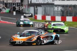 #27 Mark Radcliffe / Tom Gamble - Optimum Motorsport McLaren 720S GT3 Evo