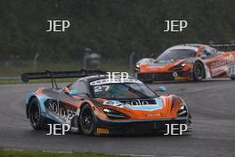 #27 Mark Radcliffe / Tom Gamble - Optimum Motorsport McLaren 720S GT3 Evo