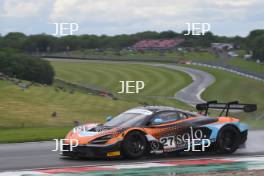 #27 Mark Radcliffe / Tom Gamble - Optimum Motorsport McLaren 720S GT3 Evo