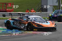 #27 Mark Radcliffe / Tom Gamble - Optimum Motorsport McLaren 720S GT3 Evo