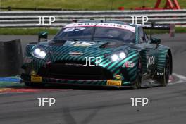 #87 Giacomo Petrobelli / Jonny Adam â€“ Blackthorn Aston Martin Vantage AMR GT3