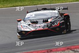 #63 Rob Collard / Ricky Collard - Barwell Motorsport Lamborghini Huracan GT3 Evo