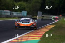 #27 Mark Radcliffe / Tom Gamble - Optimum Motorsport McLaren 720S GT3 Evo