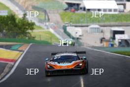 #27 Mark Radcliffe / Tom Gamble - Optimum Motorsport McLaren 720S GT3 Evo