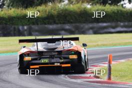 #27 Mark Radcliffe / Tom Gamble - Optimum Motorsport McLaren 720S GT3 Evo