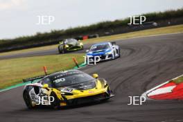 #90 Jack Brown / Zac Meakin - Optimum Motorsport McLaren Artura GT4