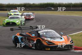 #27 Mark Radcliffe / Tom Gamble - Optimum Motorsport McLaren 720S GT3 Evo