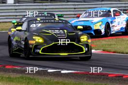 #47 Marc Warren / William Orton - Forsetti Motorsport Aston Martin Vantage AMR GT4