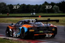 #27 Mark Radcliffe / Tom Gamble - Optimum Motorsport McLaren 720S GT3 Evo