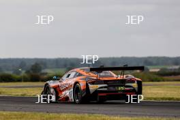 #77 Morgan Tillbrook / Marcus Clutton - Garage 59 McLaren 720S GT3 Evo