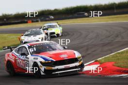 #61 Erik Evans / Marco Signoretti - Academy Motorsport Ltd Ford Mustang GT4 2024