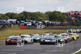 Start of Race 1 - #63 Rob Collard / Ricky Collard - Barwell Motorsport Lamborghini Huracan GT3 Evo leads #78 Alex Martin / Sandy Mitchell - Barwell Motorsport Lamborghini Huracan GT3 Evo