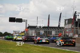 Start of Race 1 - #63 Rob Collard / Ricky Collard - Barwell Motorsport Lamborghini Huracan GT3 Evo leads #78 Alex Martin / Sandy Mitchell - Barwell Motorsport Lamborghini Huracan GT3 Evo