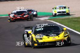 #90 Jack Brown / Zac Meakin - Optimum Motorsport McLaren Artura GT4 