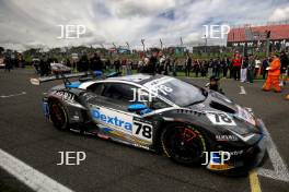 #78 Alex Martin / Sandy Mitchell - Barwell Motorsport Lamborghini Huracan GT3 Evo 